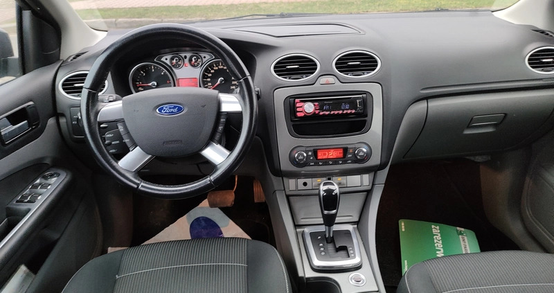 Ford Focus cena 11999 przebieg: 330000, rok produkcji 2010 z Golub-Dobrzyń małe 562